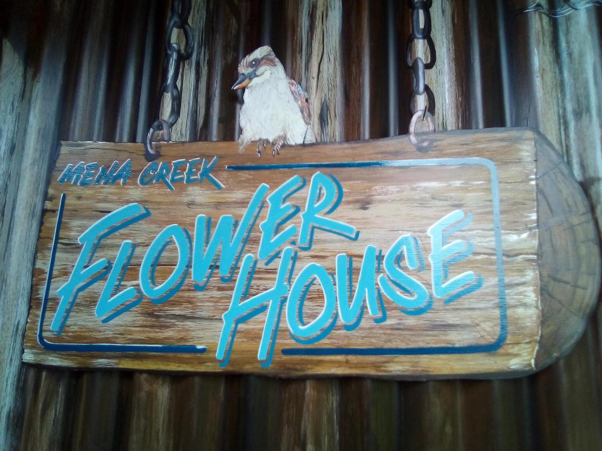 Mena Creek Flower House Exteriér fotografie
